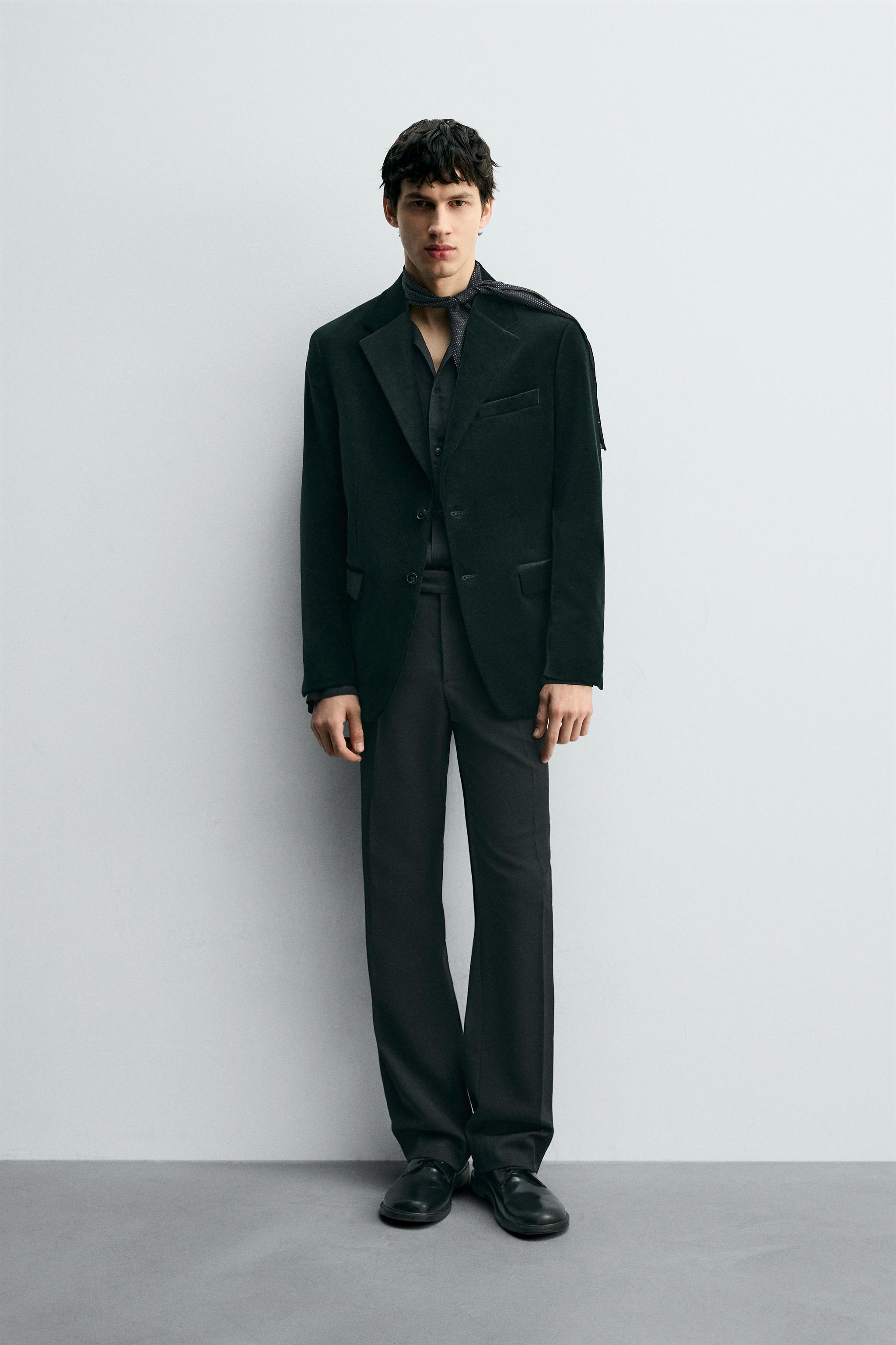 REGULAR FIT VELVET BLAZER